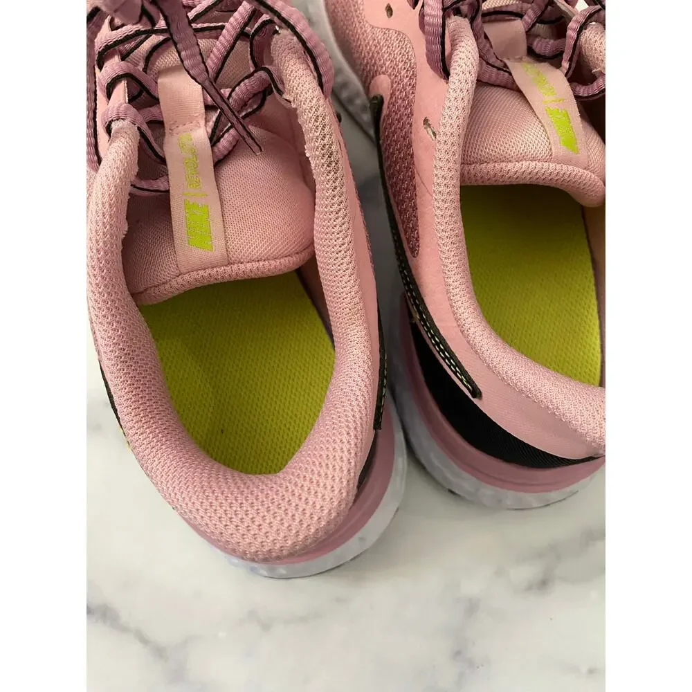 Nike Revolution 5 Sneakers Pink Size 8